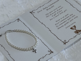 Pearl Bracelet with Sterling silver Cross